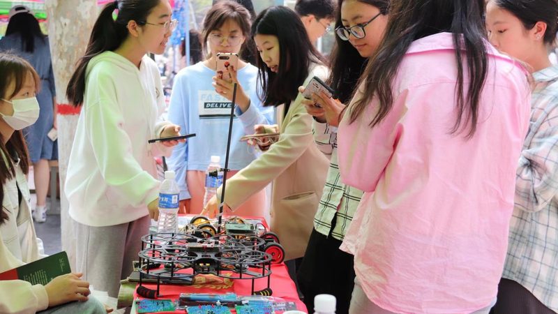 SaaS平台案例背后：行业需求如何塑造产品走向